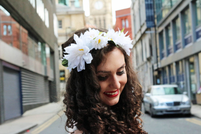 floral headband how to style in curls