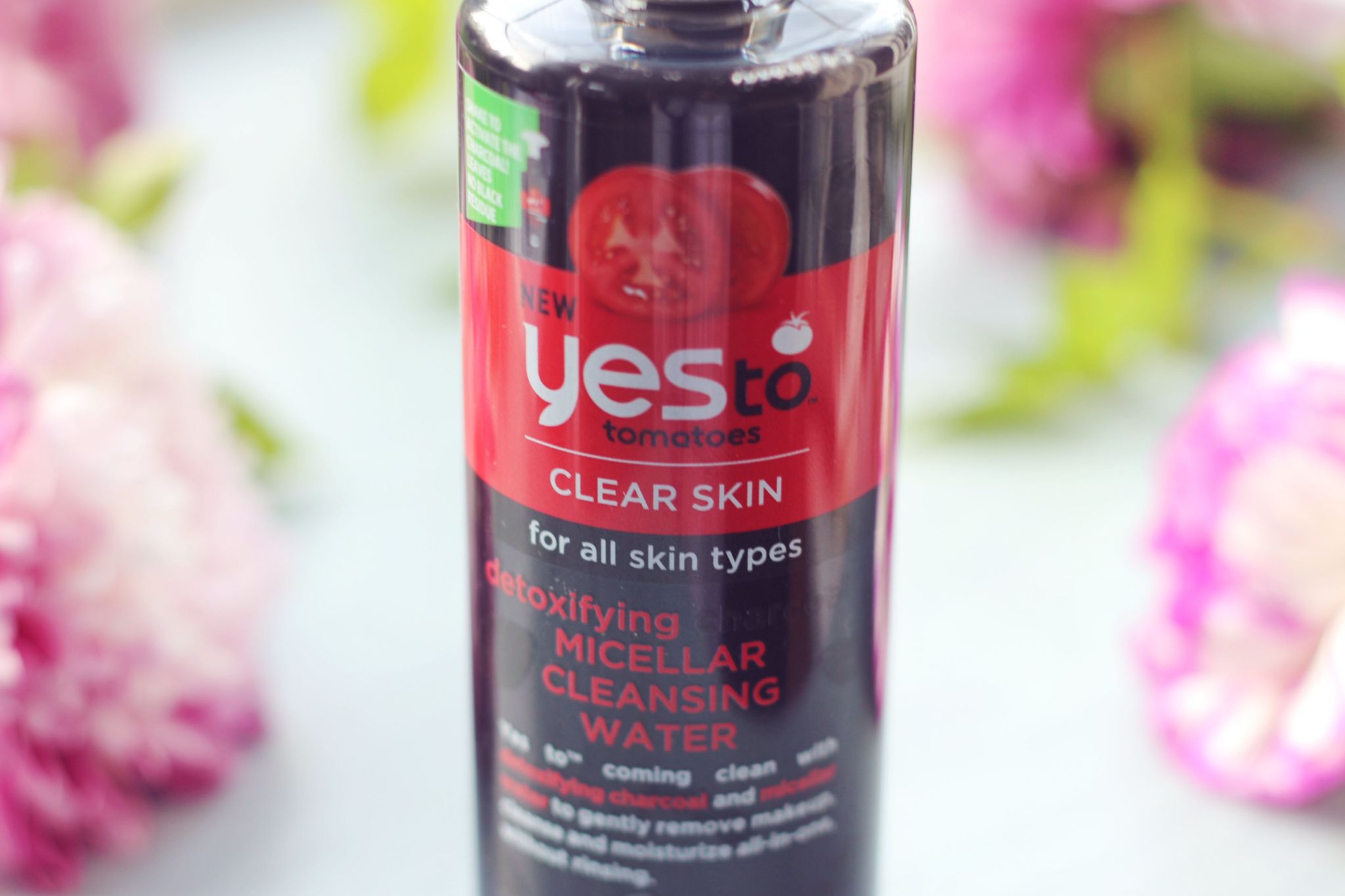 Yes To Tomatoes Detoxifying Charcoal Micellar Cleansing Water